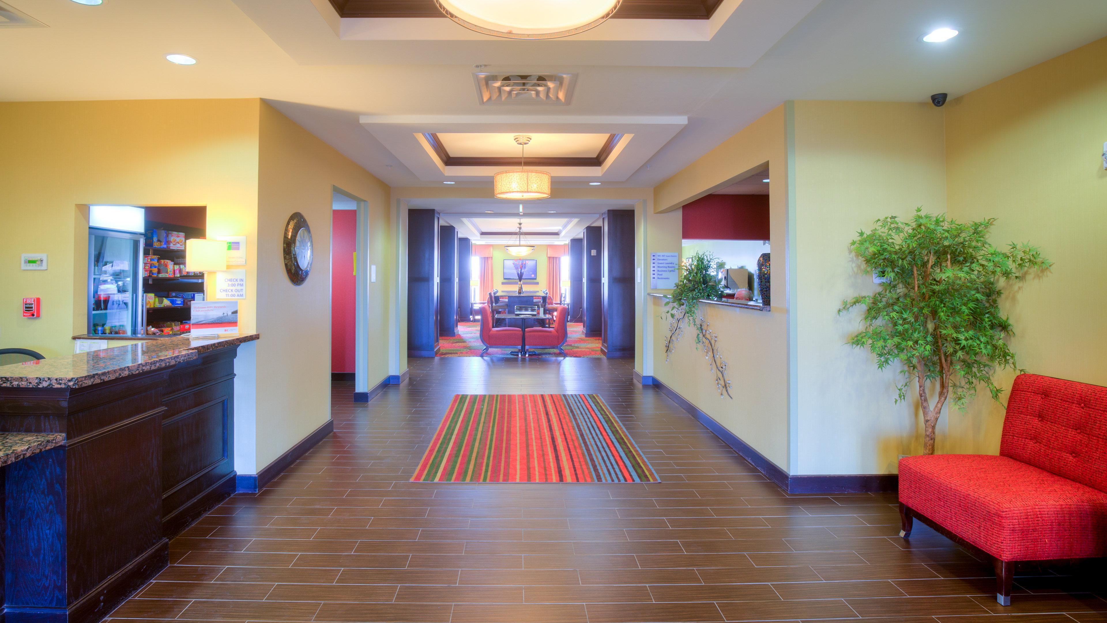 Express And Elk By Ihg 3*