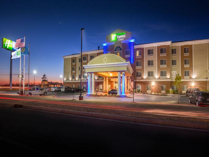 Express And Elk By Ihg Hotel 3*