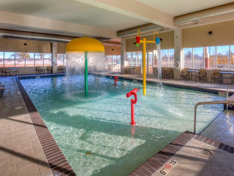 Hotel Express And Elk By Ihg
