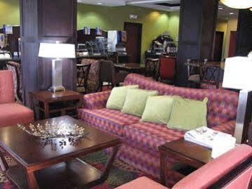Express And Elk By Ihg 3*